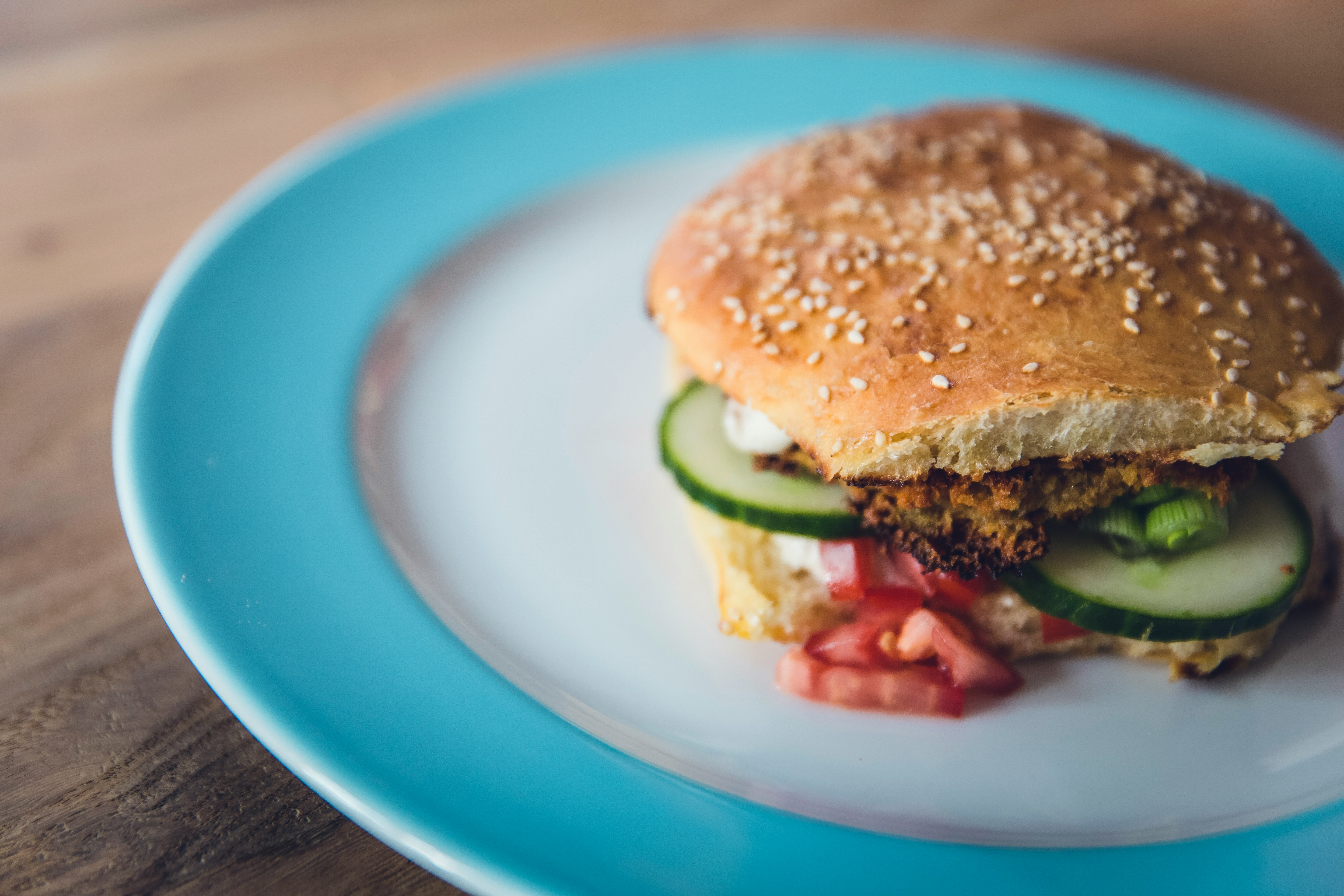 selective focus photography of burger